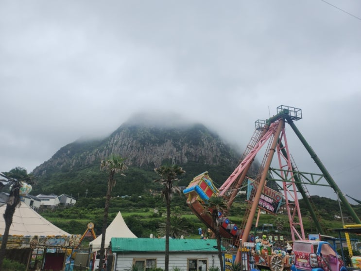  제주도 안개낀 산방산,용머리해안 무료주차