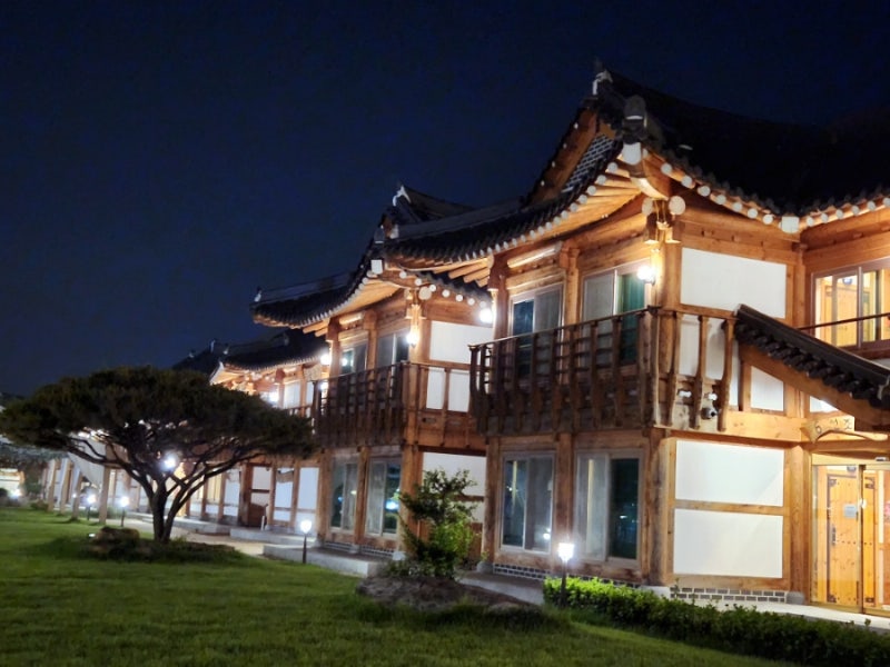 전주 한옥호텔 왕의지밀 야경이 예술이네 : 네이버 블로그 전주 한옥호텔 왕의지밀 야경이 예술이네 : 네이버 블로그