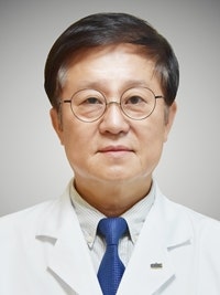 김동욱 교수, 4세대 신약 셈블릭스 급여 적용 후 첫 환자 치료
