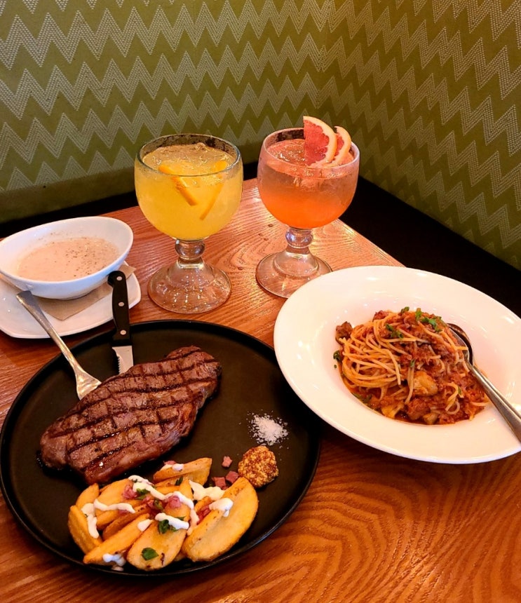 코엑스 맛집 캘리포니아피자키친 채끝스테이크 볼로네제파스타 오렌지에이드 굿 코엑스 맛집 캘리포니아피자키친 채끝스테이크 볼로네제파스타 오렌지에이드 굿
