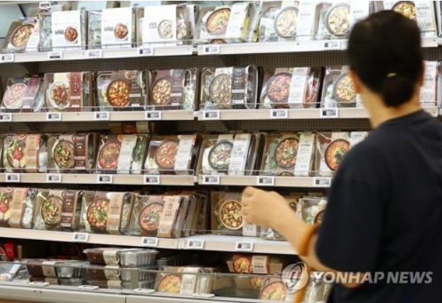 '나홀로 가구' 4인 가구 두 배…10집 중 1집 '독거노인' '나홀로 가구' 4인 가구 두 배…10집 중 1집 '독거노인'