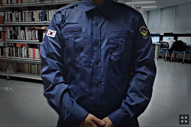 체계적인 교육 없이 ‘장애학생 지원’하라니… 맞아도 참는 사회복무요원 체계적인 교육 없이 ‘장애학생 지원’하라니… 맞아도 참는 사회복무요원