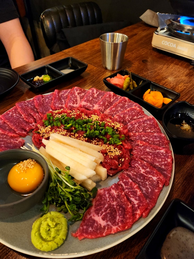  서현역육회 술집 분당뭉티기 맛집 육회한시간