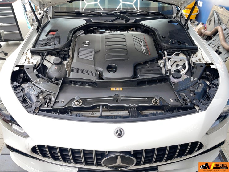  벤츠 GT 43 AMG 순환식 엔진 오일 교환, 하도 럭셔리 프리미엄 5w-40 - 아우토 베르크, 구리 수입차 정비, 다산 수입차 정비, 남양주 수입차 정비, 별내 수입차 정비