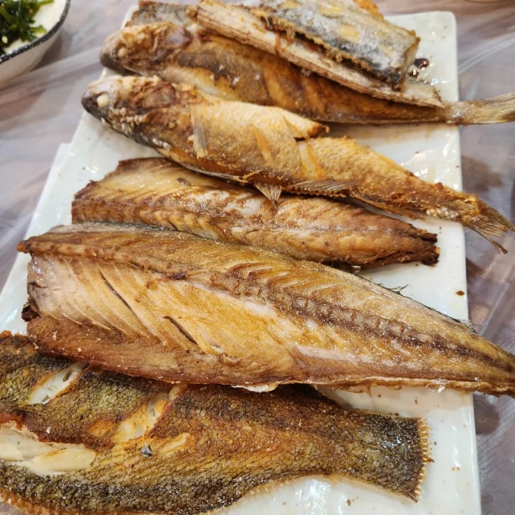  댓거리맛집 생선구이정식이 맛있는 마산 월영동 맛집 <큰집게장정식>