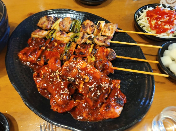  장승배기역 맛집 고가네숯불구이통닭 닭꼬치와 양념통닭반마리 먹은 후기