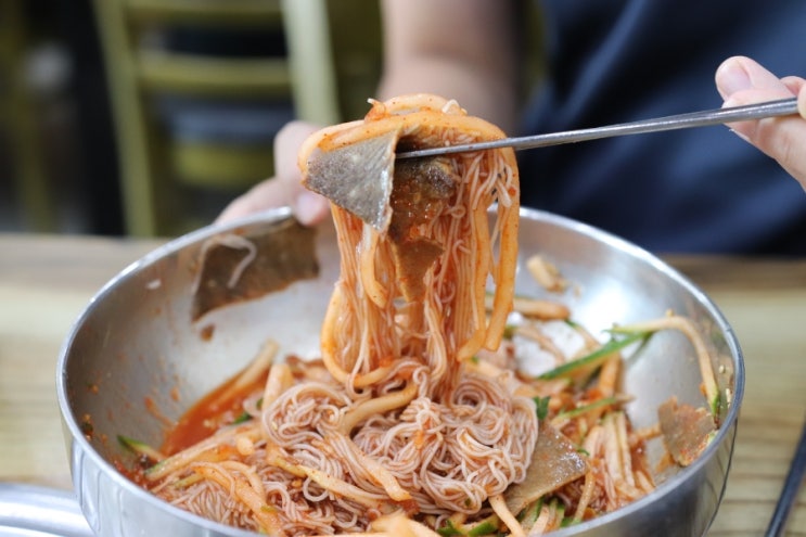  인계동 누리면옥에서 물냉면으로 더위 다스리기