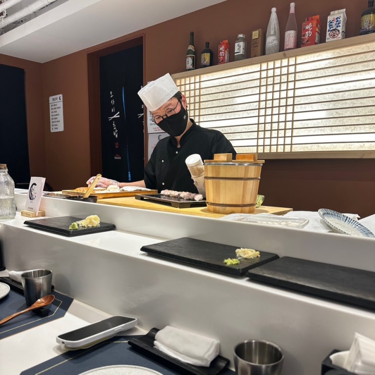  오마카세 오사이초밥 잠실송리단길점 리뷰.