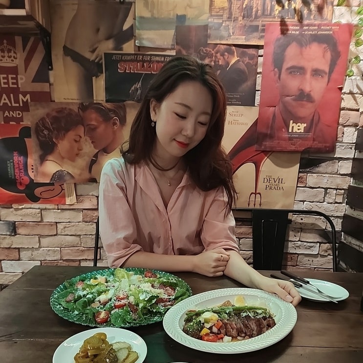  유성 궁동 스테이크맛집 코니스 칵테일 데이트하러 오자
