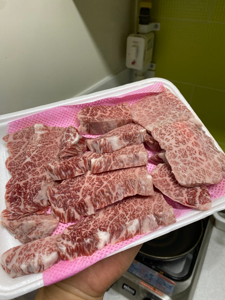  <마장동 소고기 사러 왔어요> 착한 축산 투쁠 살치살로 아침 든든하게 식사했네요.^^
