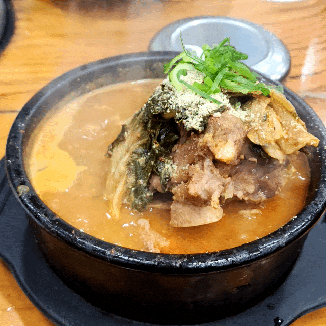 첨단 순우리감자탕 사람들이 북적북적한 이유