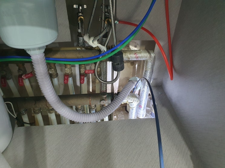  아파트싱크대뚫기 씽크대 바꾸고 물새고 역류문제 깨끗이 뚫고 안새게 배관 막는 방법 서울 인천
