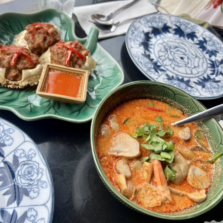 방콕 왓 아룬 뷰 레스토랑 수파니가 이팅룸 추천 메뉴