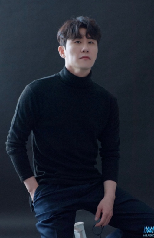 가수 <b>영탁</b> 막걸리 상표권 분쟁 <b>승소</b>…<b>영탁</b> 표시 제거해야