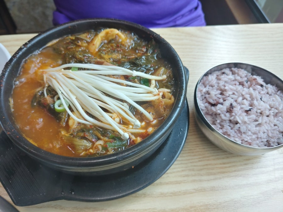 맛나감자탕 재송점 사진 4