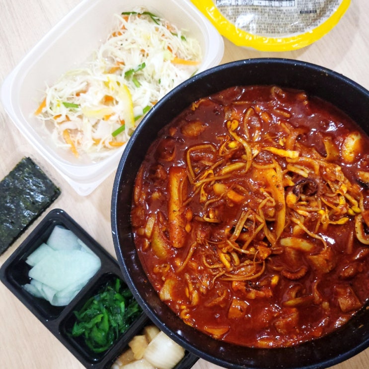 대전 봉명동 동서네낙지 봉명점 매콤한 소곱창낙지볶음 맛집