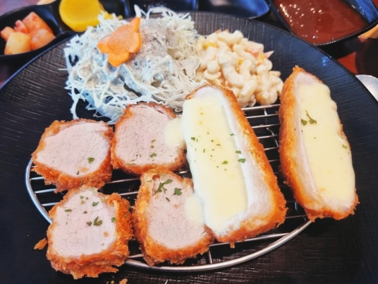  저온숙성 한돈 푸짐한 구성 의정부 돈까스 맛집 돈까스명장
