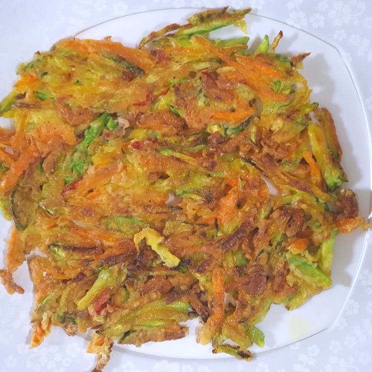  호박채전 애호박전 만들기 호박 야채전 레시피 바삭하게 굽는 방법