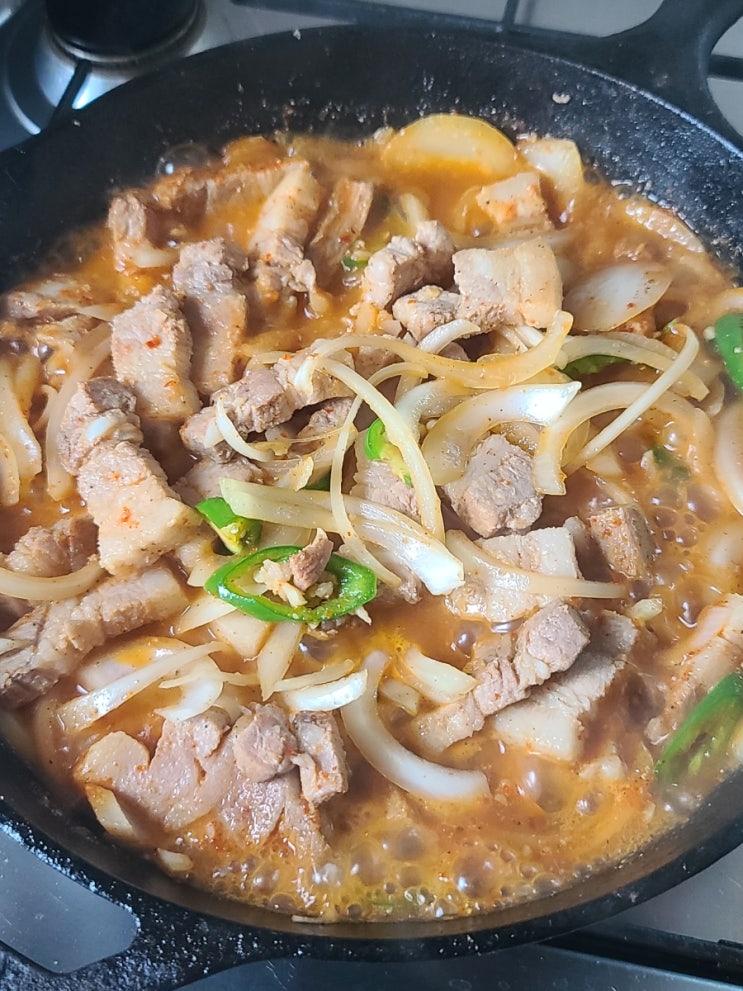  [텃밭요리]국물 자작한 달지 않은 돼지고기 볶음