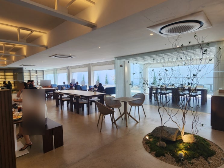  울산 삼산 신상 카페 : 웰빈 울산, 단체석 별도룸