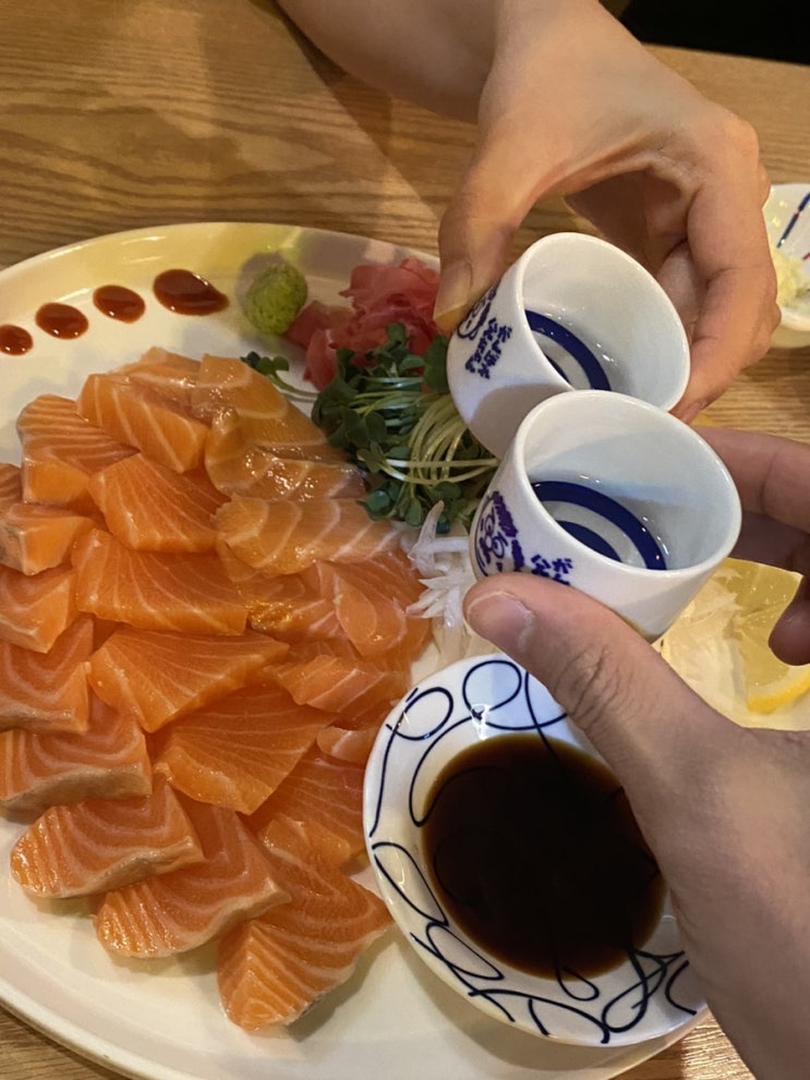  사당역 조용한 골목길, 밥술 하기 좋은 안주 맛집 천잔