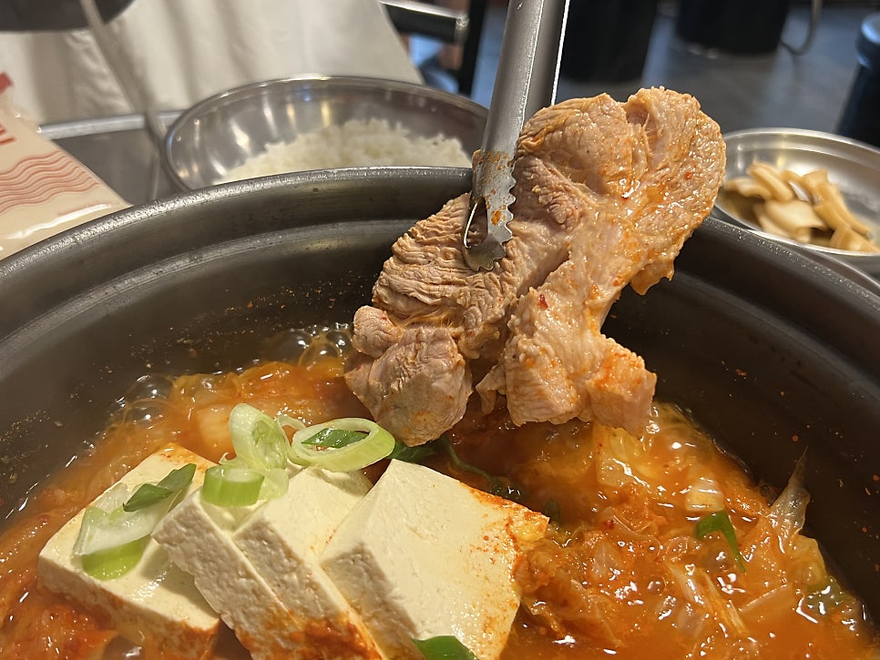 백채김치찌개 고척점 사진 4