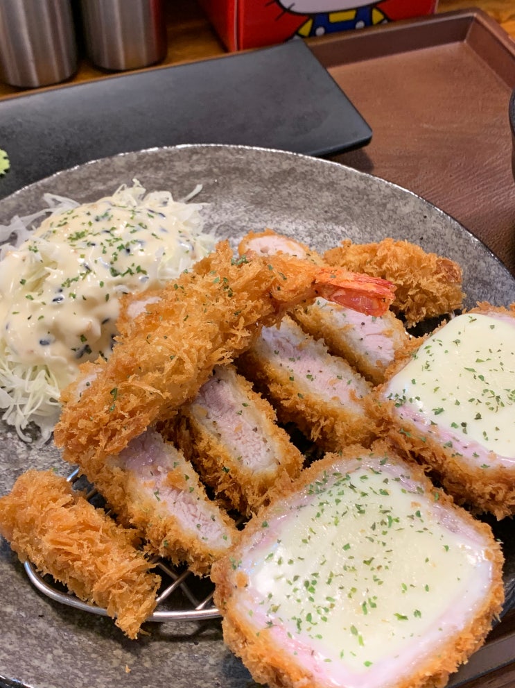  전북대 맛집 료카츠 치즈 쭉쭉 늘어나는 돈까스