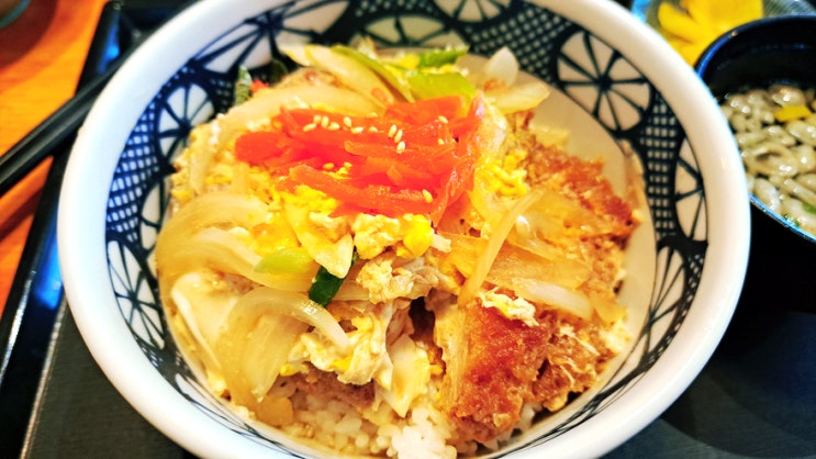 오랜만의 무교동 런치입니다, 이자까야 동아리(どんあり)의 카츠동 오랜만의 무교동 런치입니다, 이자까야 동아리(どんあり)의 카츠동