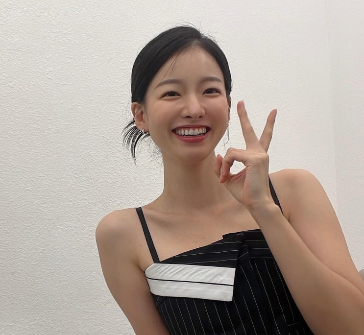 '스타 여신' 이시아, "탁재훈씨..왜 말하면서 내 가슴만 보는건데요" '스타 여신' 이시아, "탁재훈씨..왜 말하면서 내 가슴만 보는건데요"