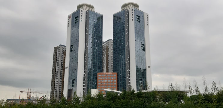  [급월세,송도카페자리]송도 카페 월세 300만원 1층 자리 있습니다
