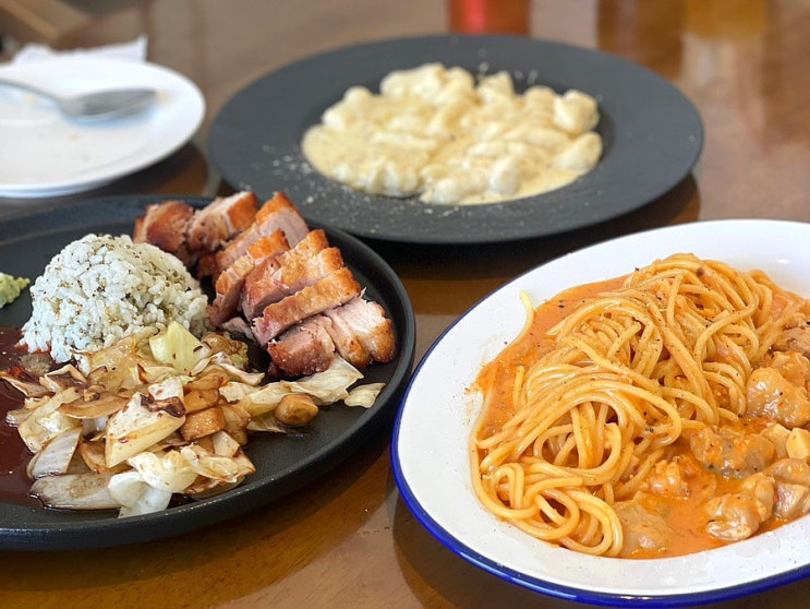  광안리 파스타 키친띠리오 에서 인생뇨끼와 부드러운 삼겹살 스테이크