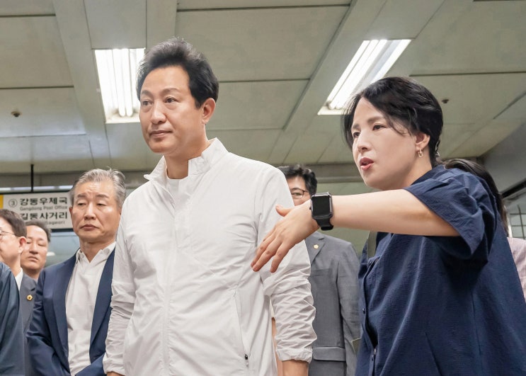 이수희 강동구청장, <b>오세훈 서울</b>시장과 길동역 민원 현장 점검