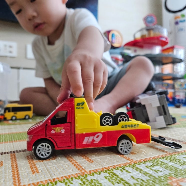 육아일기 자동차 좋아하는 아이 육아일기 자동차 좋아하는 아이