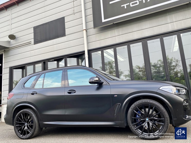  BMW G05 X5 M50i 742M 22인치 휠수리 후 블랙유광 휠도색