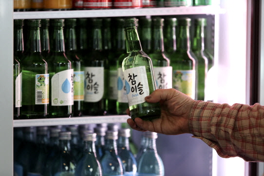  국세청,식당·마트'술 할인' 허용