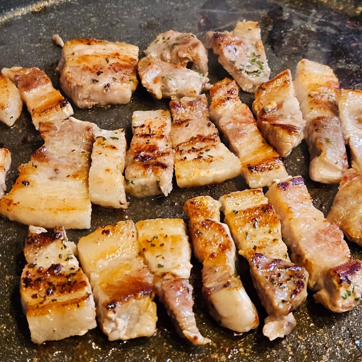  합정맛집_  홍대고기무한리필 돼지대학교 후기 :)