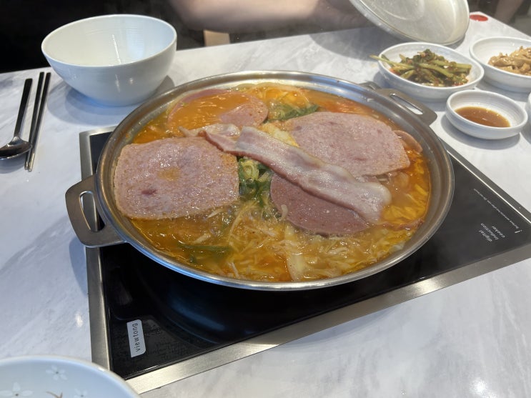  [안산 초지역] 장혁민의 부대찌개 - 햄 가득 가성비 좋은 부대전골