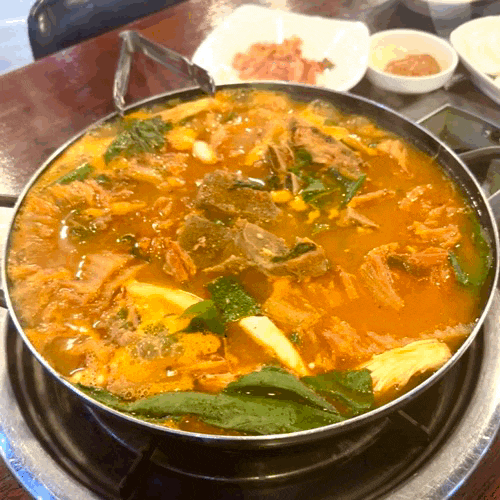  팔팔감자탕 종합운동장역 묵은지감자탕 리뷰.