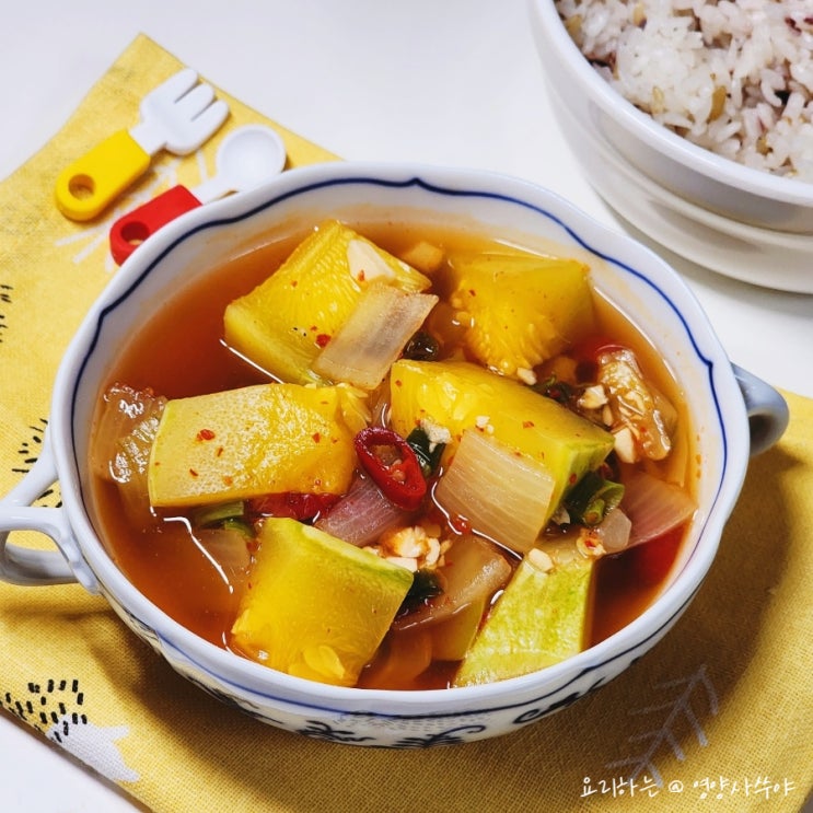 둥근호박찌개 만드는법 고기없는 애호박새우젓찌개 레시피 둥근호박 요리 둥근호박찌개 만드는법 고기없는 애호박새우젓찌개 레시피 둥근호박 요리