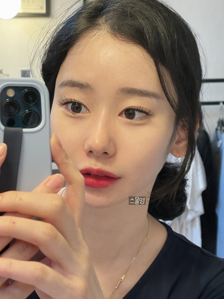  강남 신논현 코코속눈썹에서 여우눈매 맞춤 D컬 속눈썹 연장 했어요