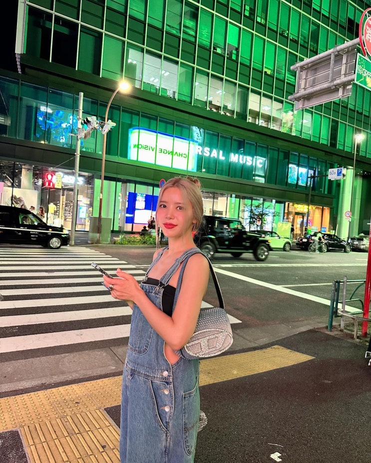 마마무 솔라 디젤 가방 1DR백 로고 가격 사이즈까지 한번에 보기 마마무 솔라 디젤 가방 1DR백 로고 가격 사이즈까지 한번에 보기