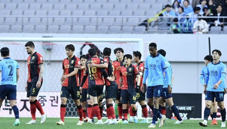 2023시즌 K리그 국내 프로축구 25라운드 FC서울 포항스틸러스 광주FC 대전시티즌