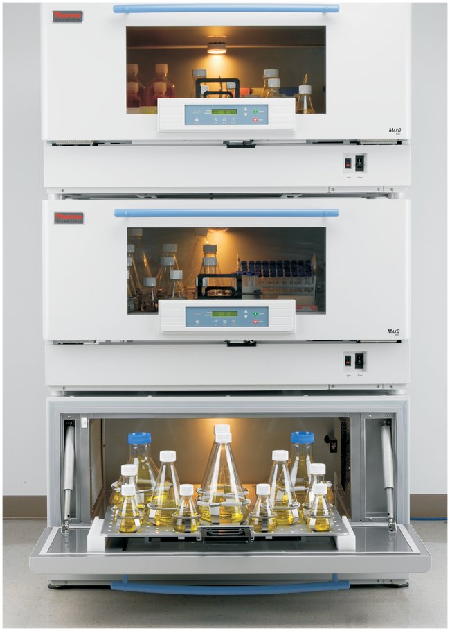  [Thermo Fisher 대리점] 실험용 쉐이커 MaxQ8000 Incubated and Refrigerated Stackable Shakers