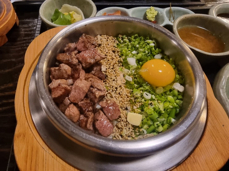  약령시맛집 솔솥 솥밥맛집 유린기에 스테이크덮밥까지