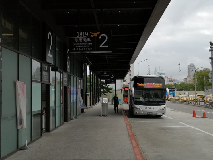 국광버스 1819번 타고 타오위안 공항, 타이페이 메인역, 시먼역 가기