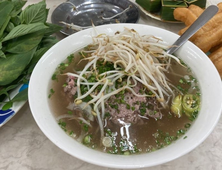  호치민 맛집 정보 조금 공유해드립니다 쌀국수 장어덮밥 스테이크
