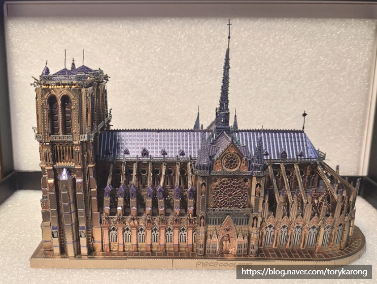  처음으로 도전해 본 금속 퍼즐 :NOTRE-DAME DE PARIS(노트르담 대성당)