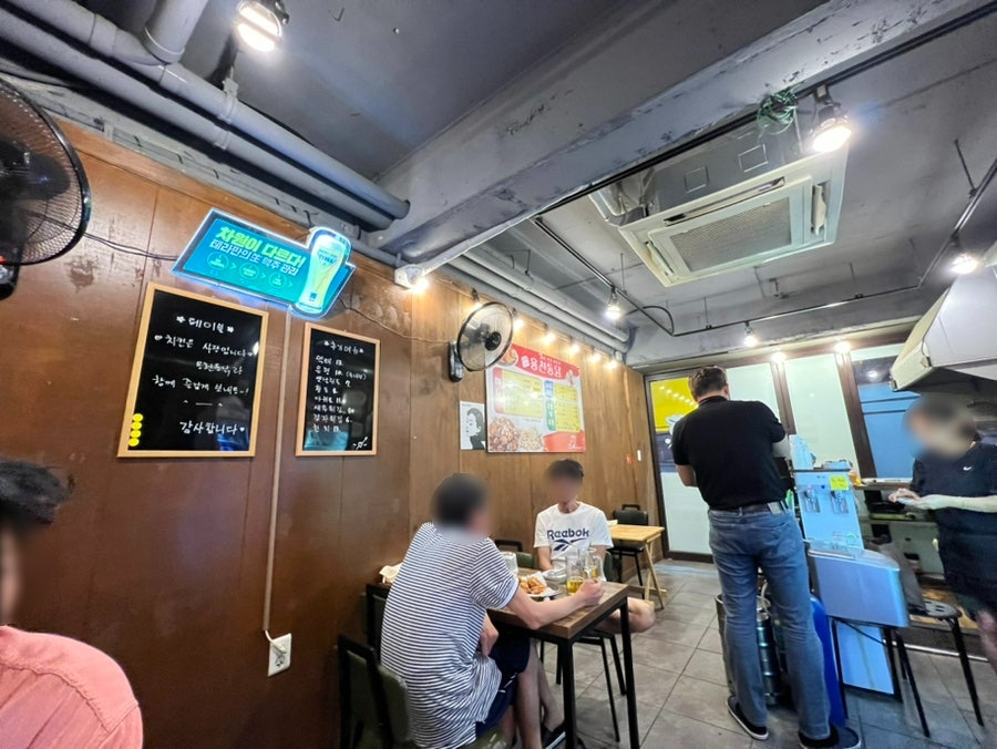 용천통닭 주월점 사진 4
