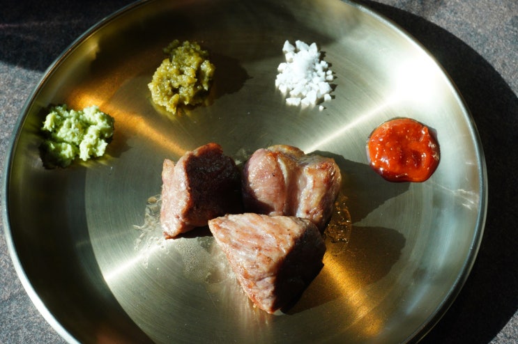  압구정로데오맛집 드라이에이징 숙성으로 부드러운 고기 생각날 때 가는 곳 미래회관 방문기