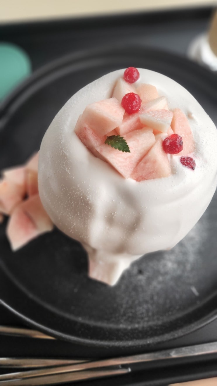  광안리 복숭아 수프레 팬케익 맛집줄서도 아쉽지 않은 언벤트 커피